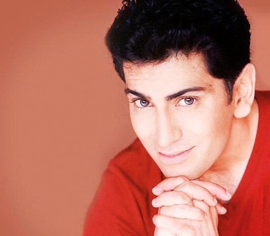 Fakhir Mahmood 